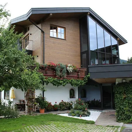 Hetzenauer Daire Kössen